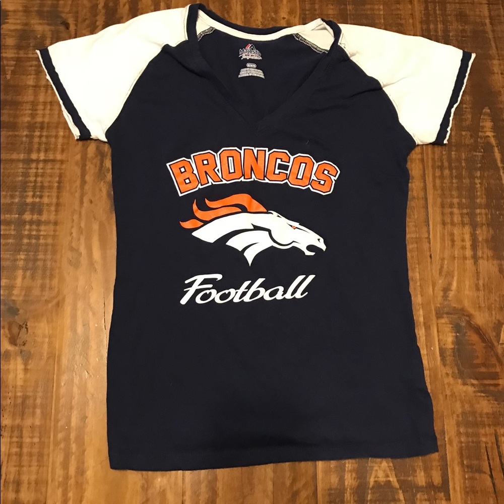 Women’s Broncos Tee